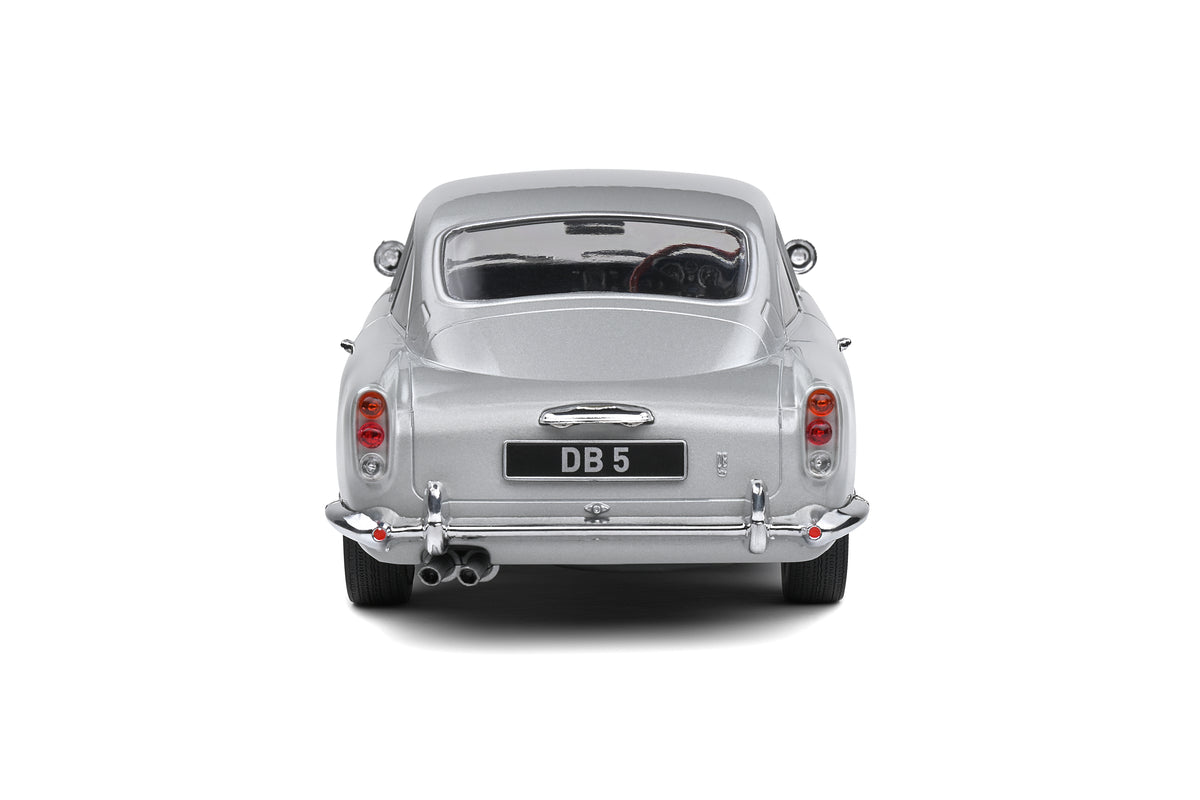 Aston Martin DB5 – silber – Solido 1:18