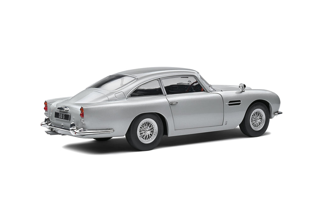 Aston Martin DB5 – silber – Solido 1:18