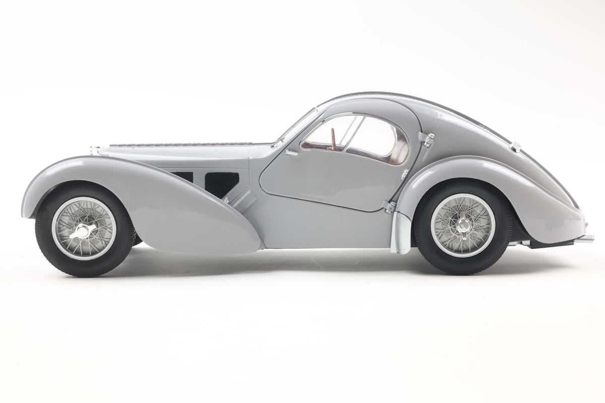 Bugatti Type 57 SC Atlantic – Silber – Solido 1:18