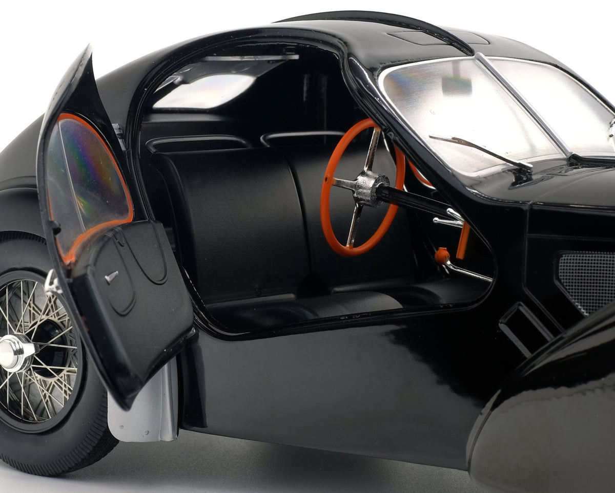 Bugatti Type 57 SC Atlantic – schwarz – Solido 1:18