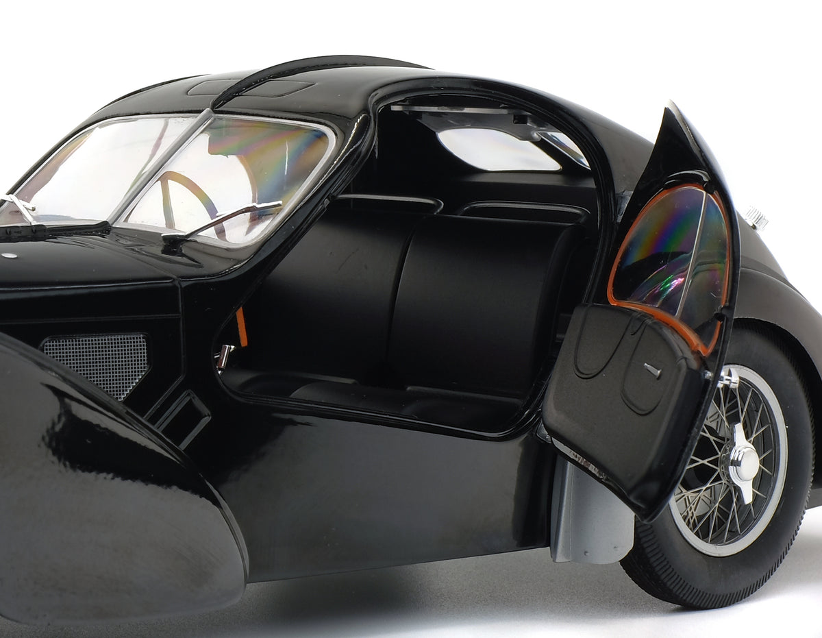 Bugatti Type 57 SC Atlantic – schwarz – Solido 1:18