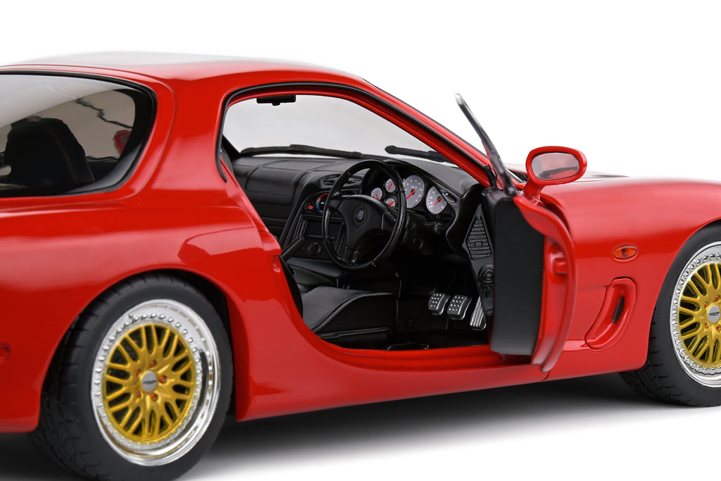 Mazda RX-7 FD RS – Rot – Solido 1:18