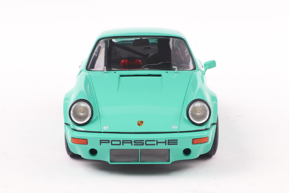 Porsche 911 Carrera 3.0 RSR IROC – 1974 – Mintgrün – Solido 1:18