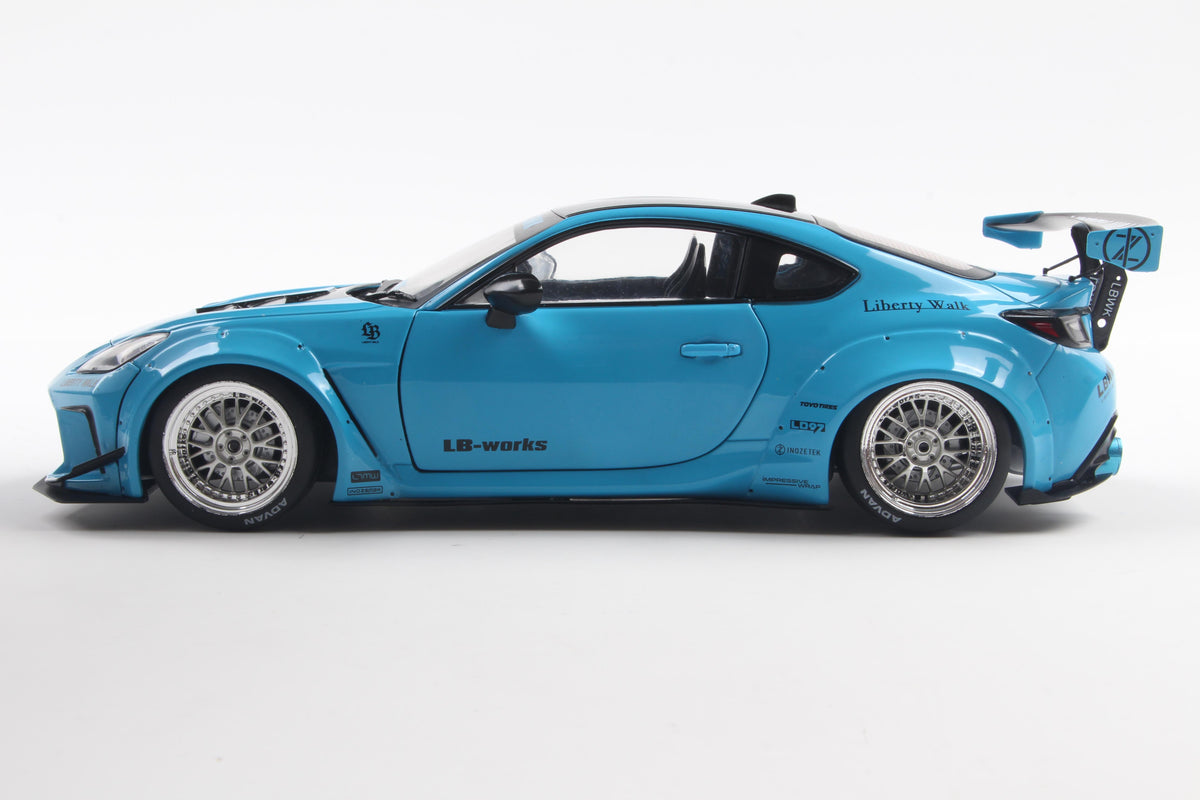 Toyota GR86 LBWK Body Kit – 2021 – Blau – Solido 1:18