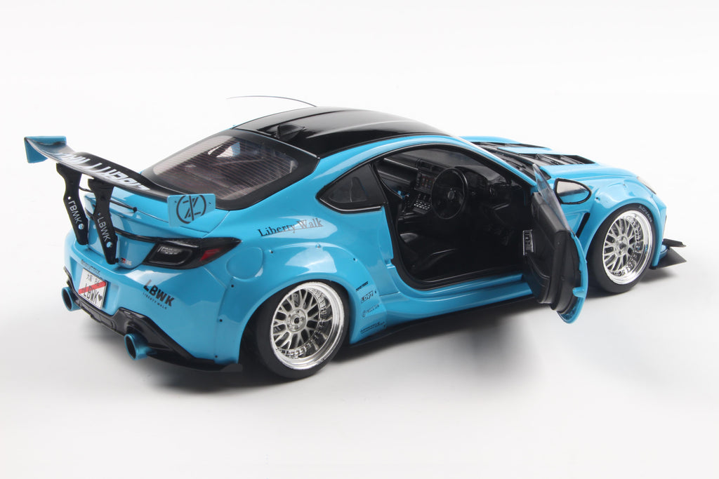 Toyota GR86 LBWK Body Kit – 2021 – Blau – Solido 1:18