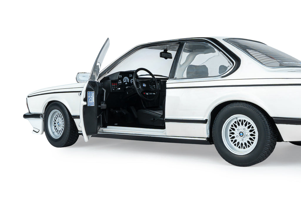 BMW 635 CSi (E24) Hartge – 1984 – Weiß – Solido 1:18