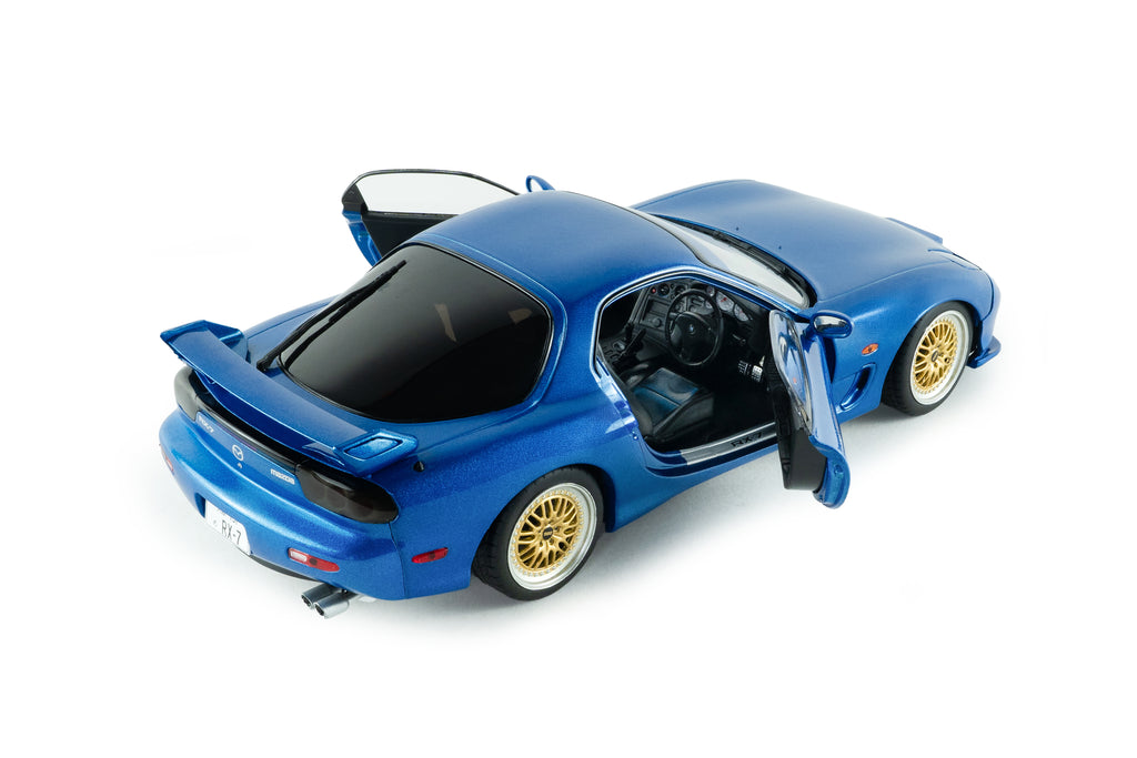 Mazda RX-7 RS (FD3S) – 1999 – Blau – Solido 1:18
