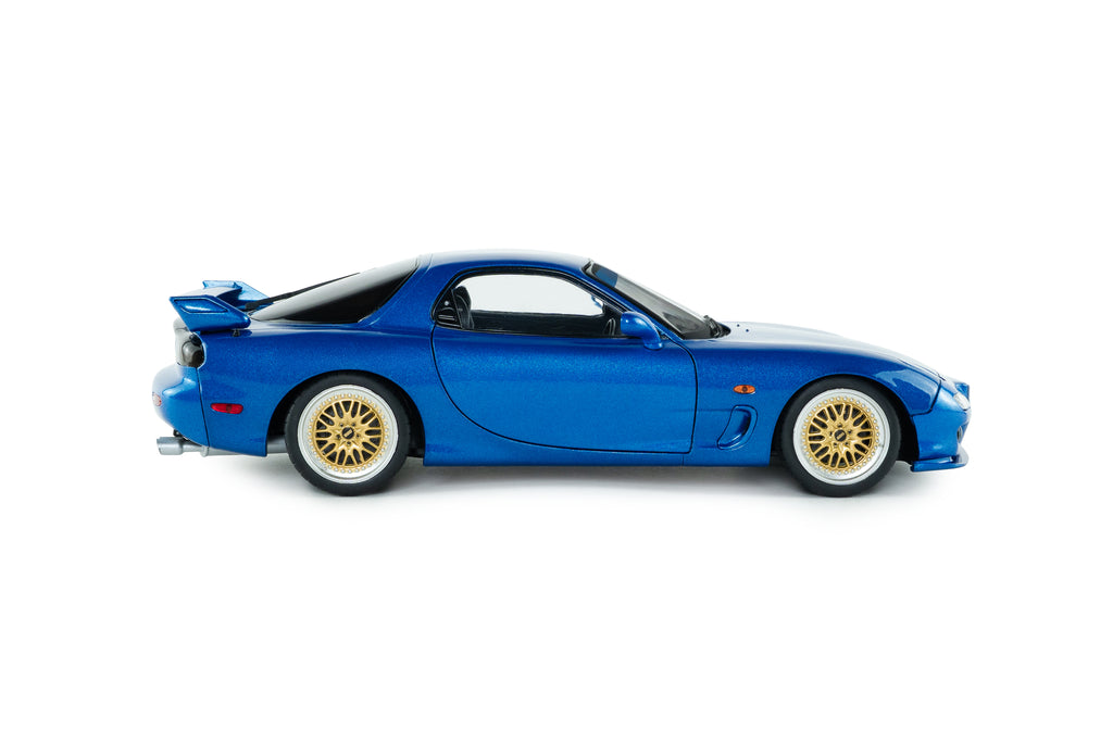 Mazda RX-7 RS (FD3S) – 1999 – Blau – Solido 1:18