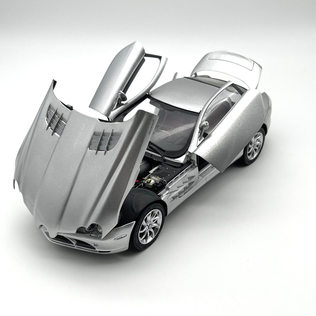 1:18 CMC Mercedes-Benz SLR McLaren, silver metallic M-045E