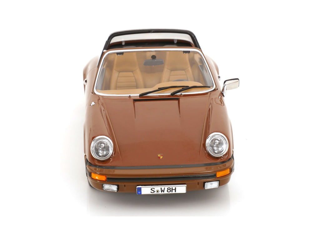 Porsche 911 SC Targa, Tatort Stuttgart 1975 - braun - KK-Scale 1:18